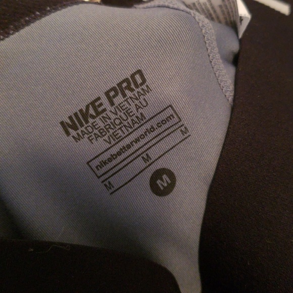 Nike Pro 3/4 tights - Picture 4 of 4